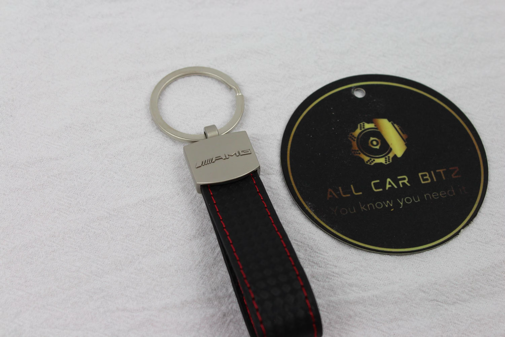 Mercedes Logo Keychain AMG – Carbon Fibre Effect Leather Key Ring with Red Stitching