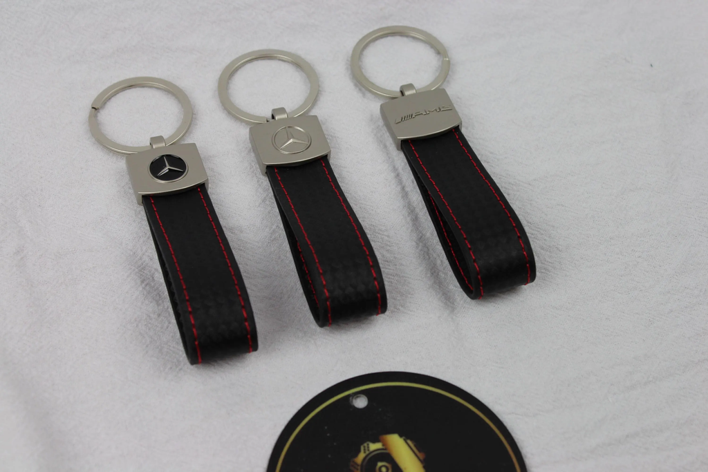Mercedes Logo Keychain – Carbon Fibre Effect Leather Key Ring with Red Stitching