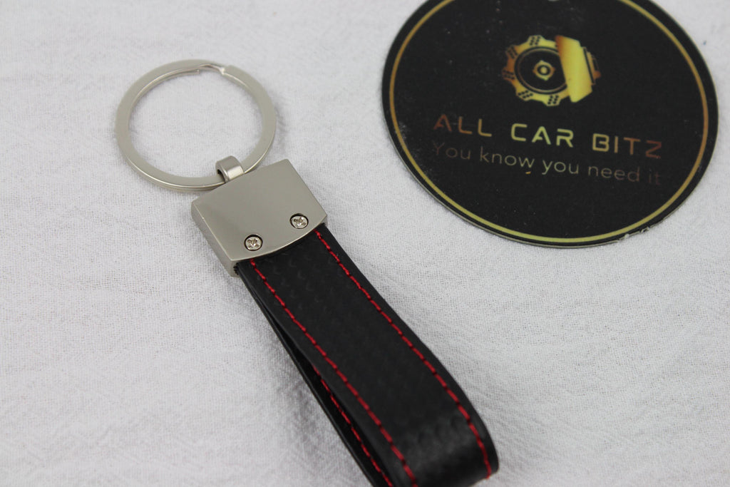 Mercedes Logo Keychain Black – Carbon Fibre Effect Leather Key Ring with Red Stitching
