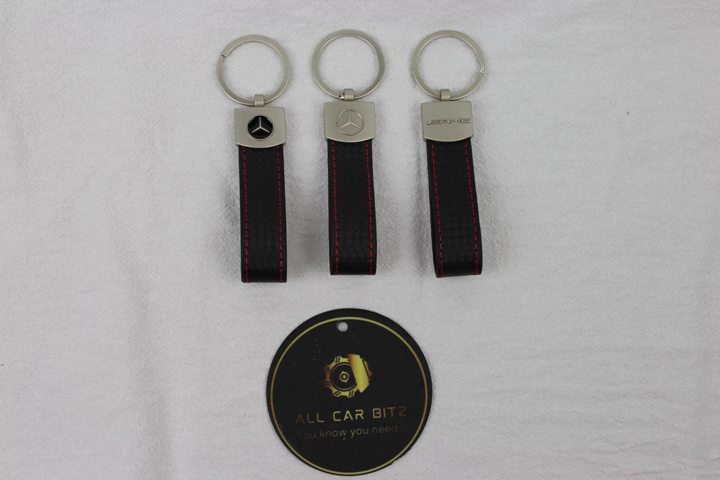 Mercedes Logo Keychain – Carbon Fibre Effect Leather Key Ring with Red Stitching